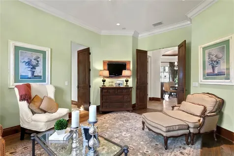 25 W Spanish Main Street Tampa FL 33609