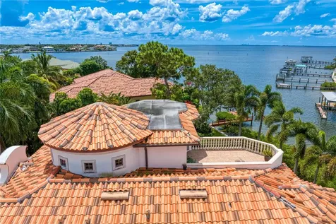 25 W Spanish Main Street Tampa FL 33609