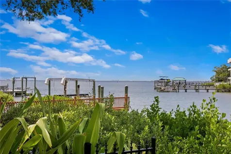 25 W Spanish Main Street Tampa FL 33609