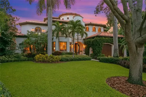 25 W Spanish Main Street Tampa FL 33609