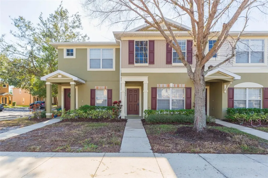 10709 Chesham Hill Court Riverview FL 33579