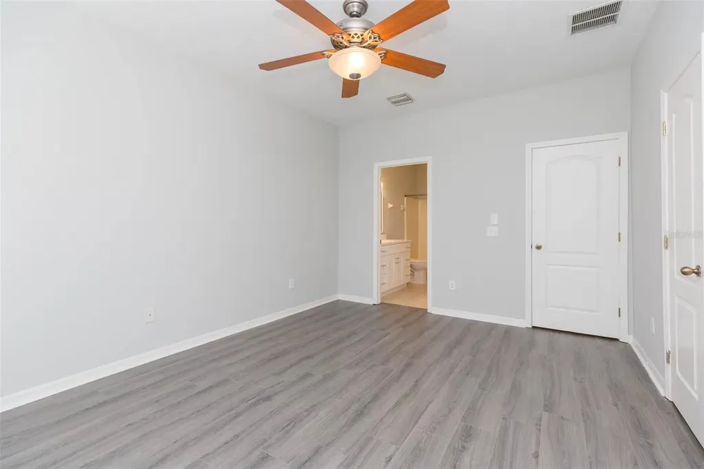 10709 Chesham Hill Court Riverview FL 33579