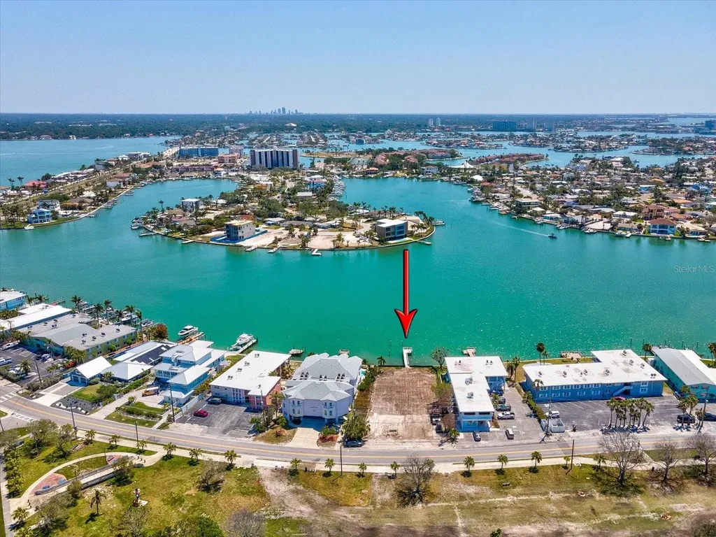 141 104th Avenue Treasure Island FL 33706