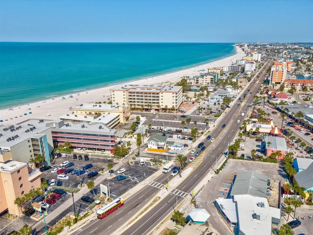 141 104th Avenue Treasure Island FL 33706