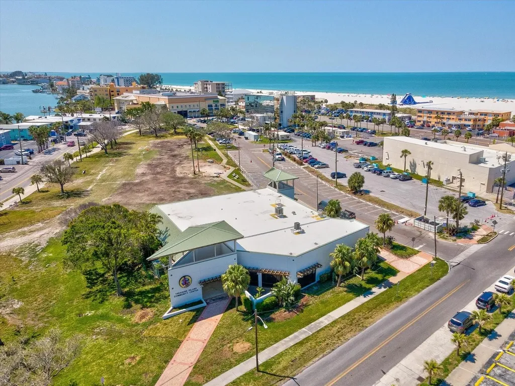 141 104th Avenue Treasure Island FL 33706