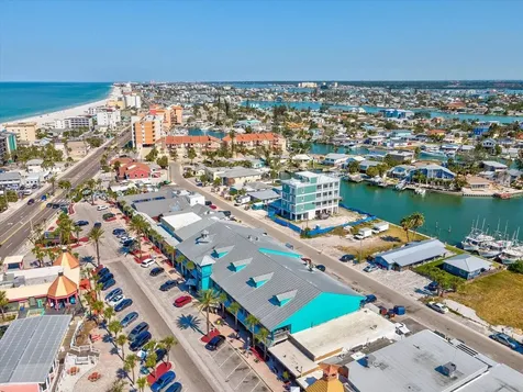 141 104th Avenue Treasure Island FL 33706