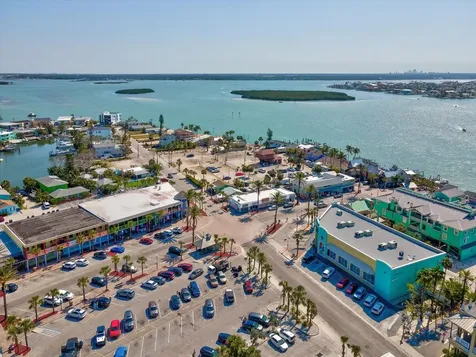 141 104th Avenue Treasure Island FL 33706