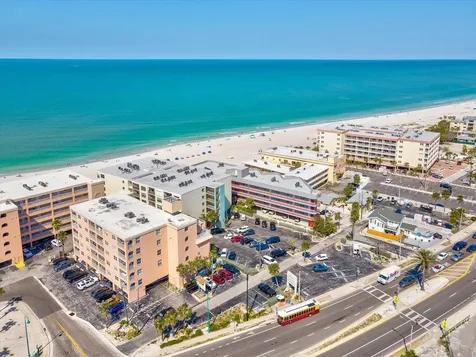 141 104th Avenue Treasure Island FL 33706