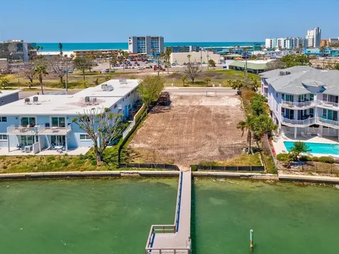 141 104th Avenue Treasure Island FL 33706