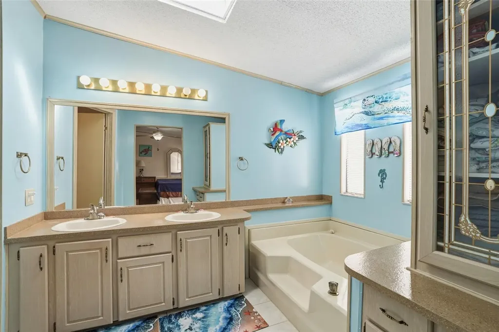 6041 Toucan Drive Englewood FL 34224