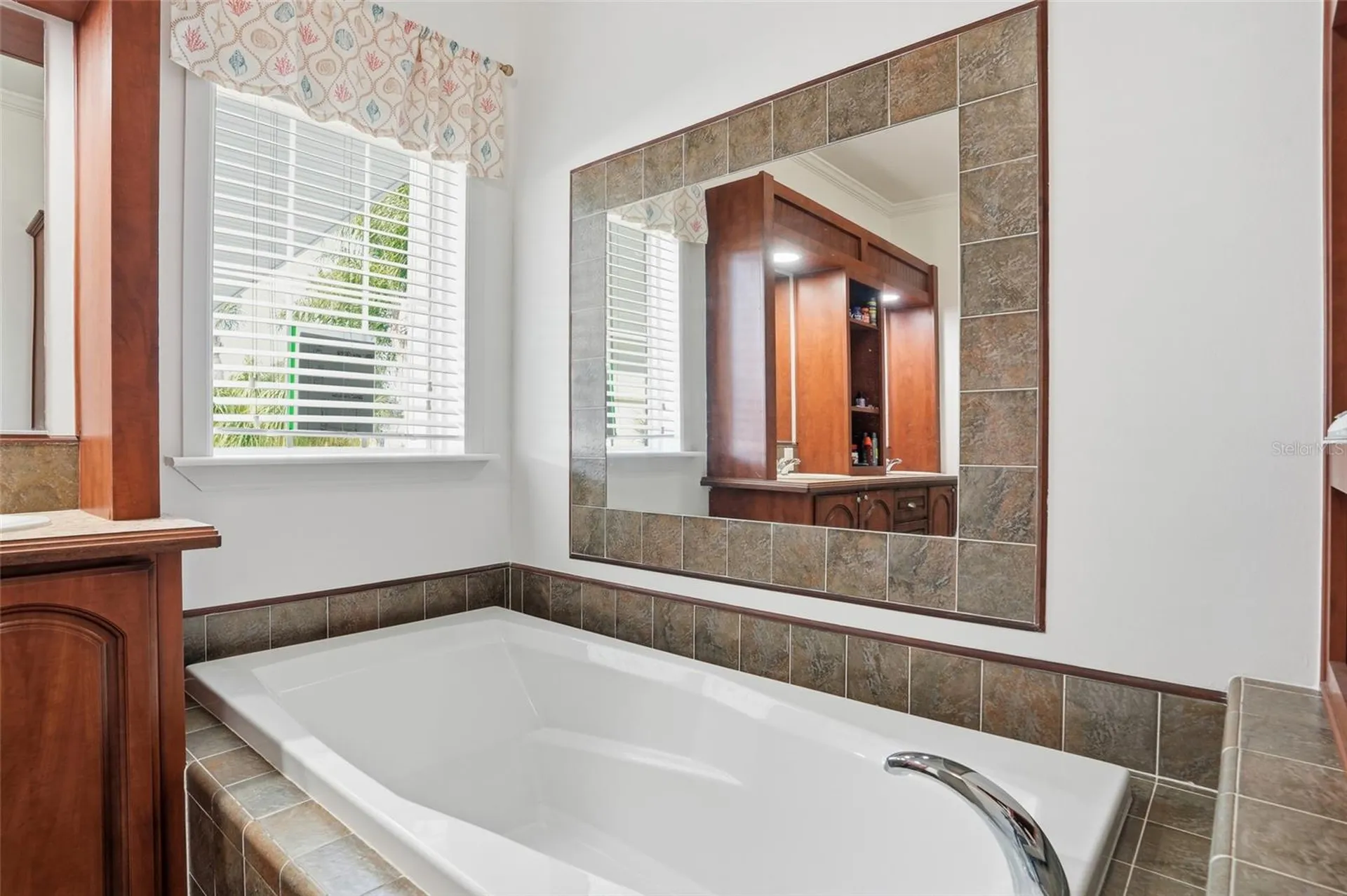 8461 Kinglet Drive Englewood FL 34224