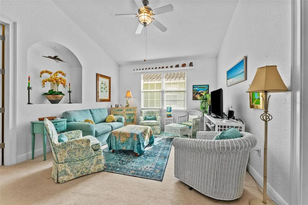 144 Banyan Bay Drive St Petersburg FL 33705