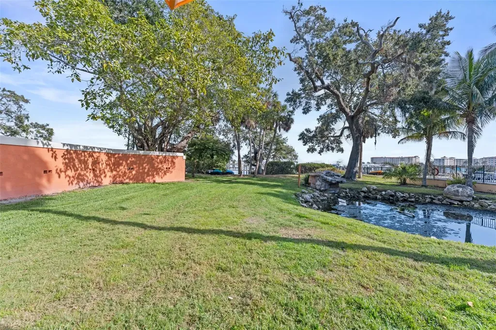 144 Banyan Bay Drive St Petersburg FL 33705