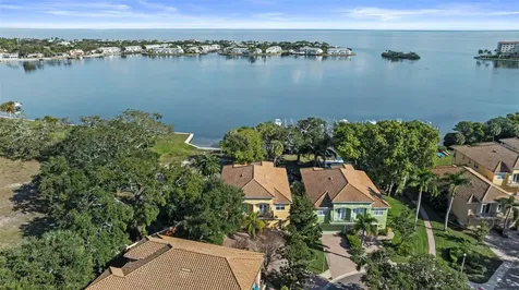 144 Banyan Bay Drive St Petersburg FL 33705