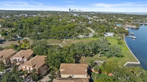 144 Banyan Bay Drive St Petersburg FL 33705