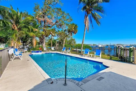 144 Banyan Bay Drive St Petersburg FL 33705