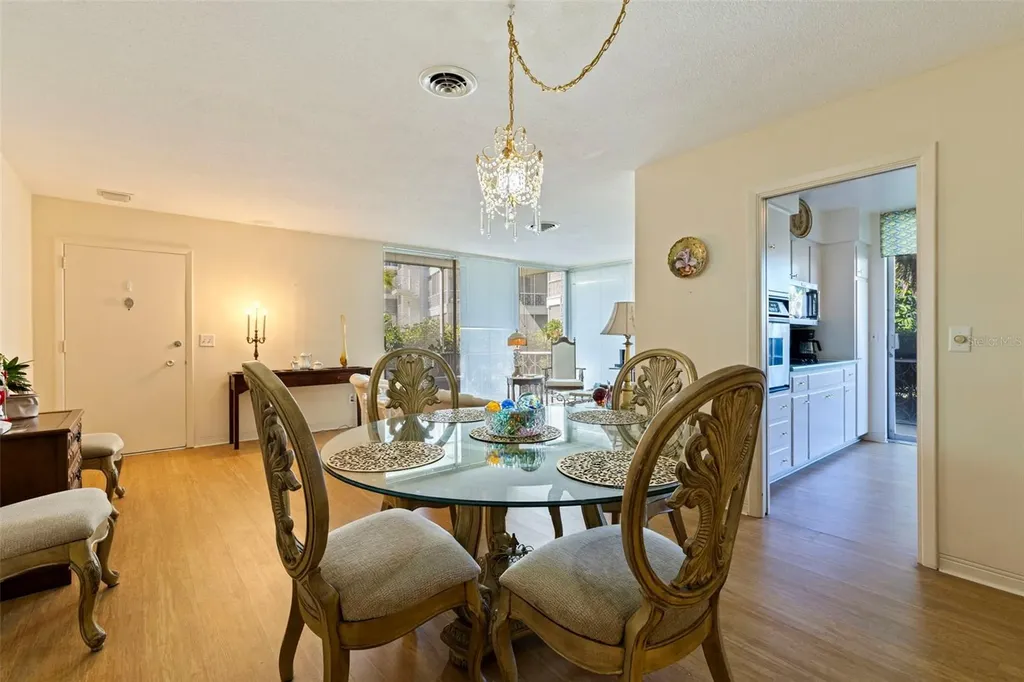 1036 North Shore Drive NE St Petersburg FL 33701