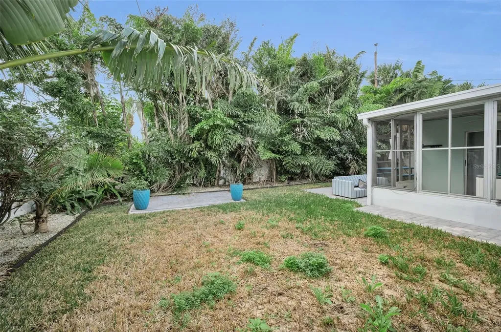 15812 3rd Street E Redington Beach FL 33708
