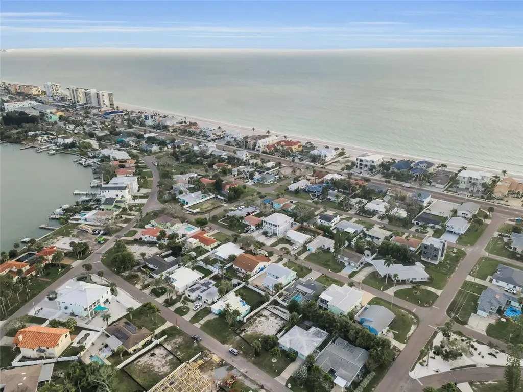 15812 3rd Street E Redington Beach FL 33708