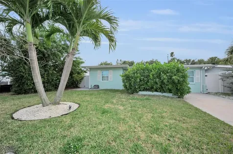 15812 3rd Street E Redington Beach FL 33708