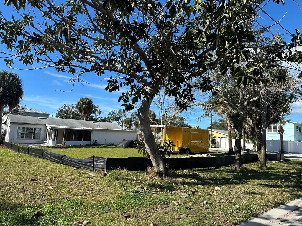 1811 2nd Street Indian Rocks Beach FL 33785