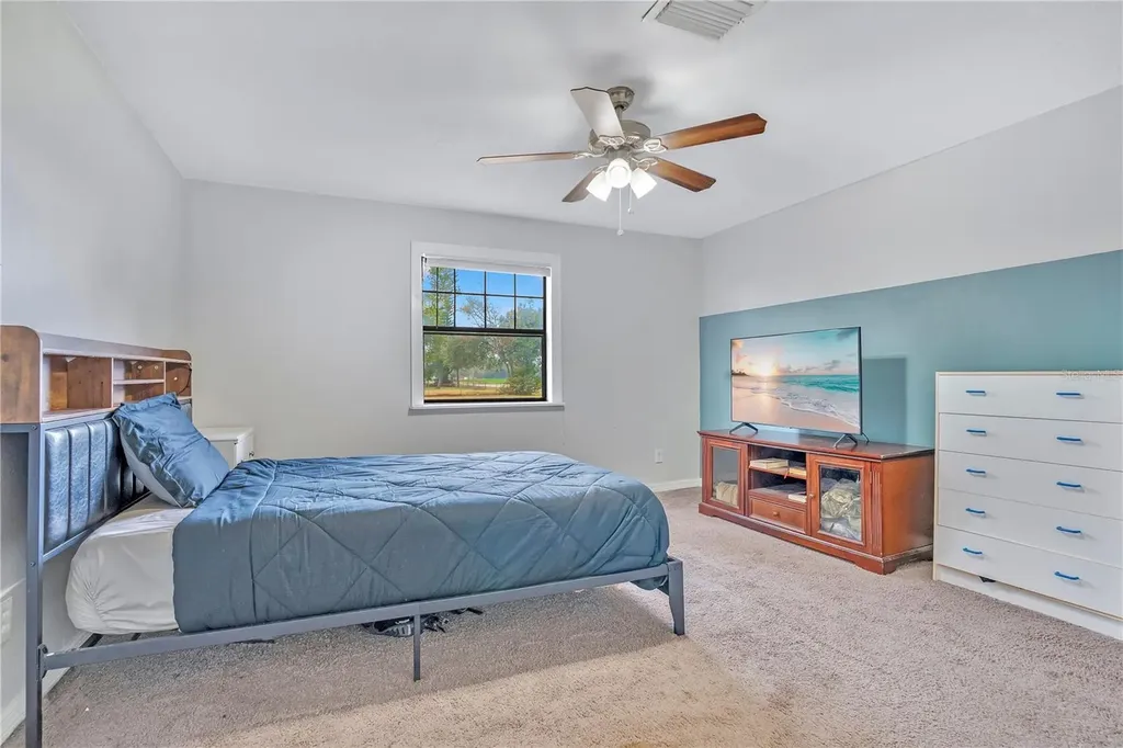 13713 Walden Sheffield Road Dover FL 33527