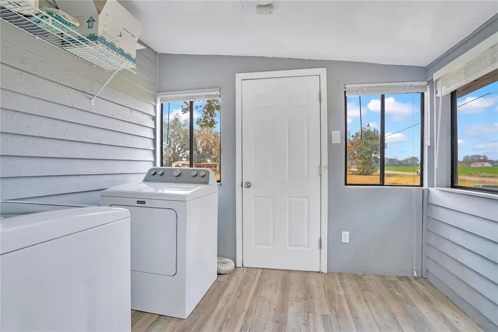 13713 Walden Sheffield Road Dover FL 33527