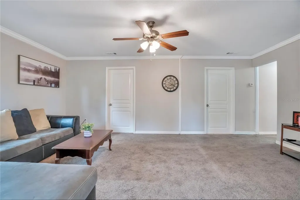 13713 Walden Sheffield Road Dover FL 33527