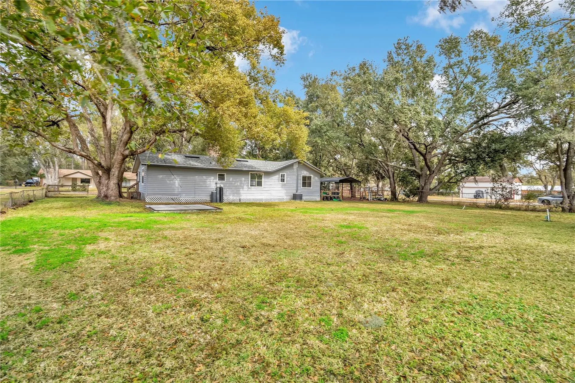 13713 Walden Sheffield Road Dover FL 33527