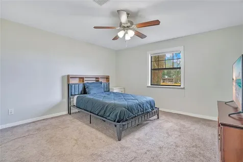 13713 Walden Sheffield Road Dover FL 33527