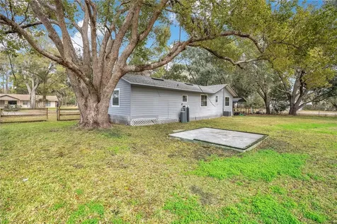 13713 Walden Sheffield Road Dover FL 33527