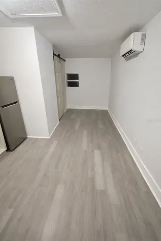 8917 N Willow Avenue Tampa FL 33604
