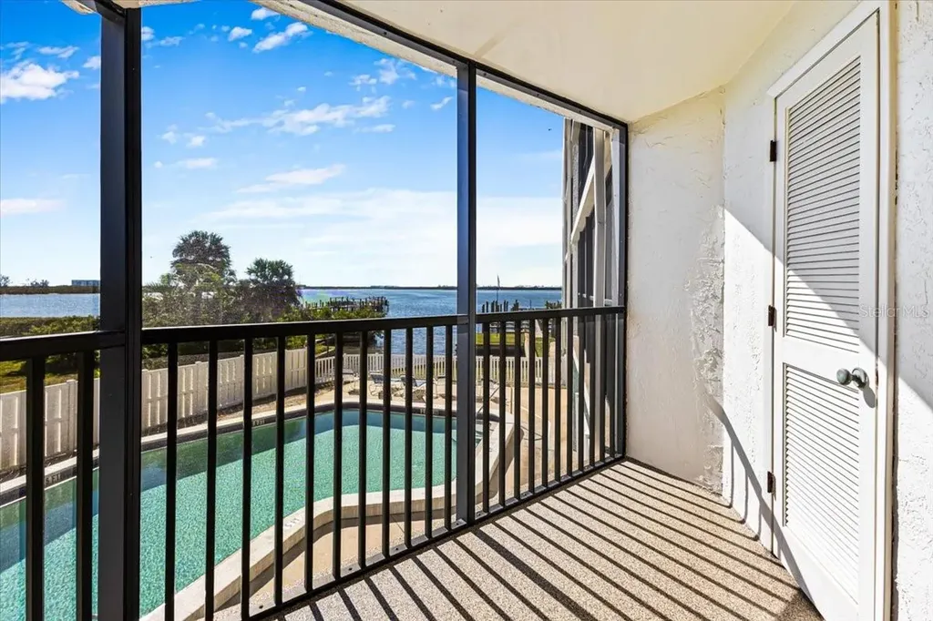 53 W Bay Heights Avenue Englewood FL 34223