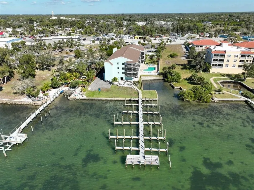 53 W Bay Heights Avenue Englewood FL 34223