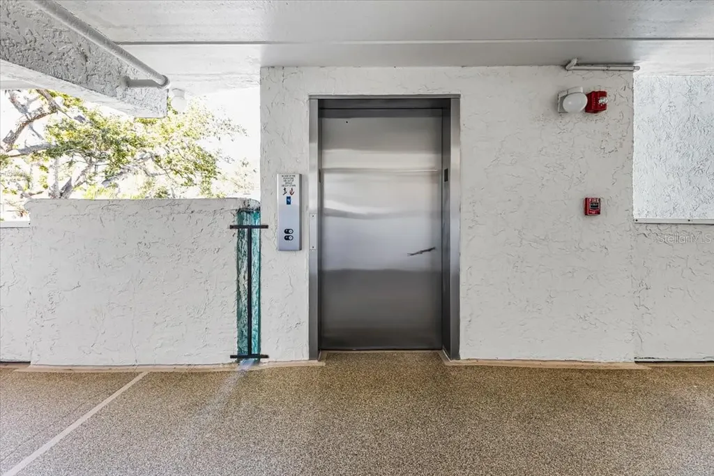 53 W Bay Heights Avenue Englewood FL 34223