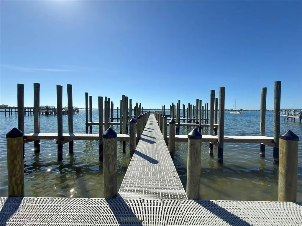 53 W Bay Heights Avenue Englewood FL 34223