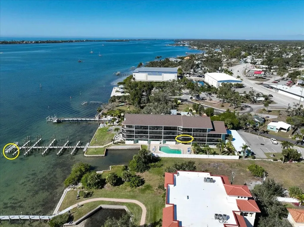 53 W Bay Heights Avenue Englewood FL 34223