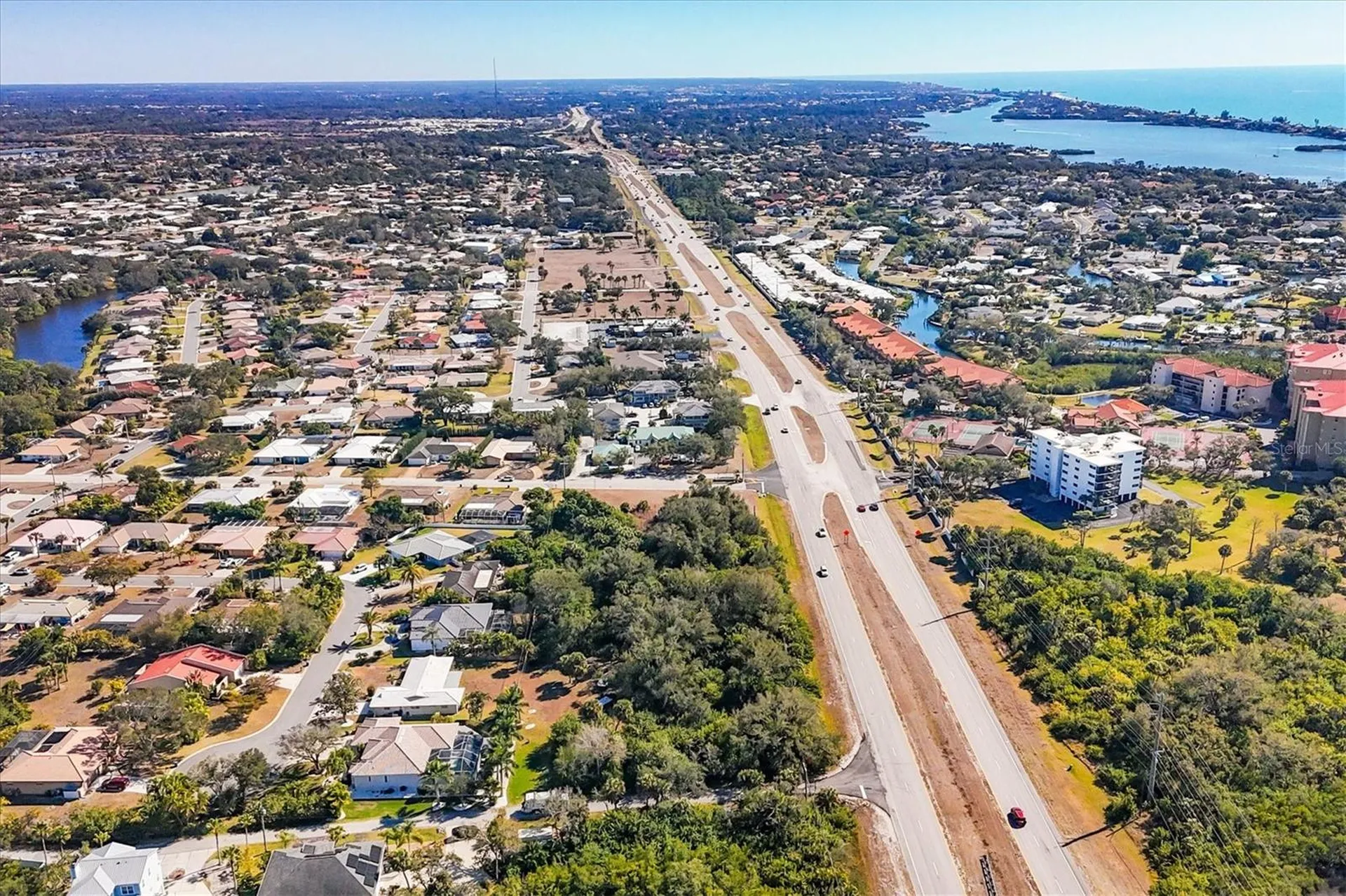 2099 S Tamiami Trail N Osprey FL 34229