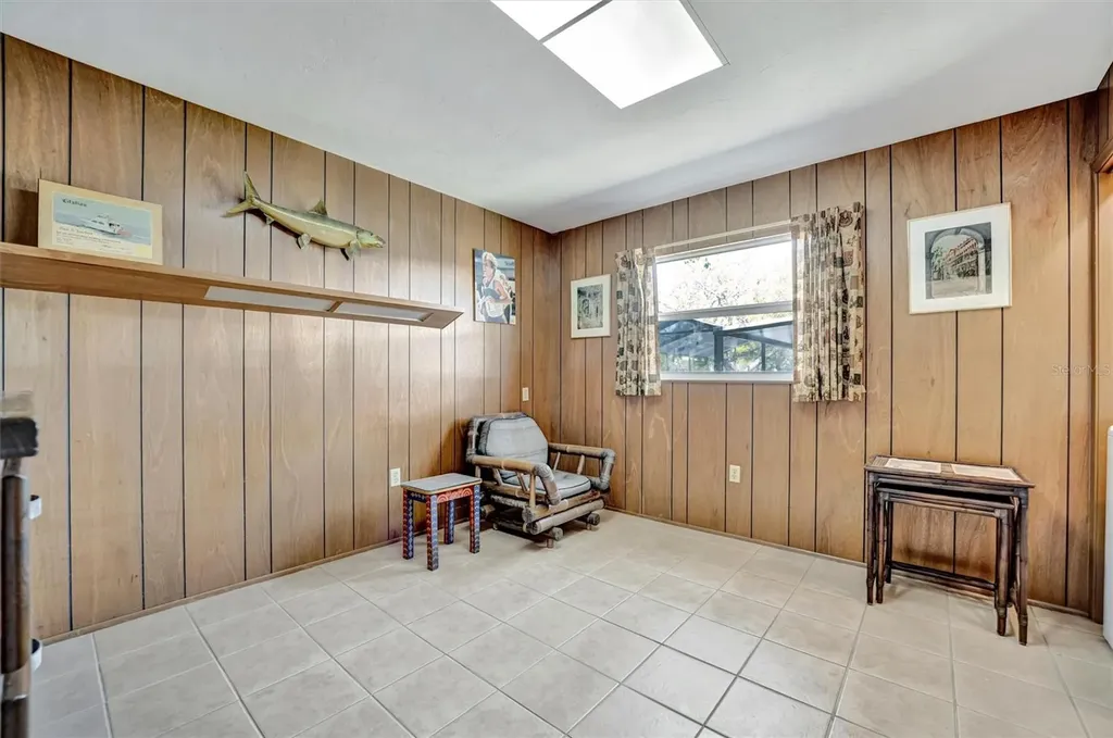 3428 Mineola Drive Sarasota FL 34239