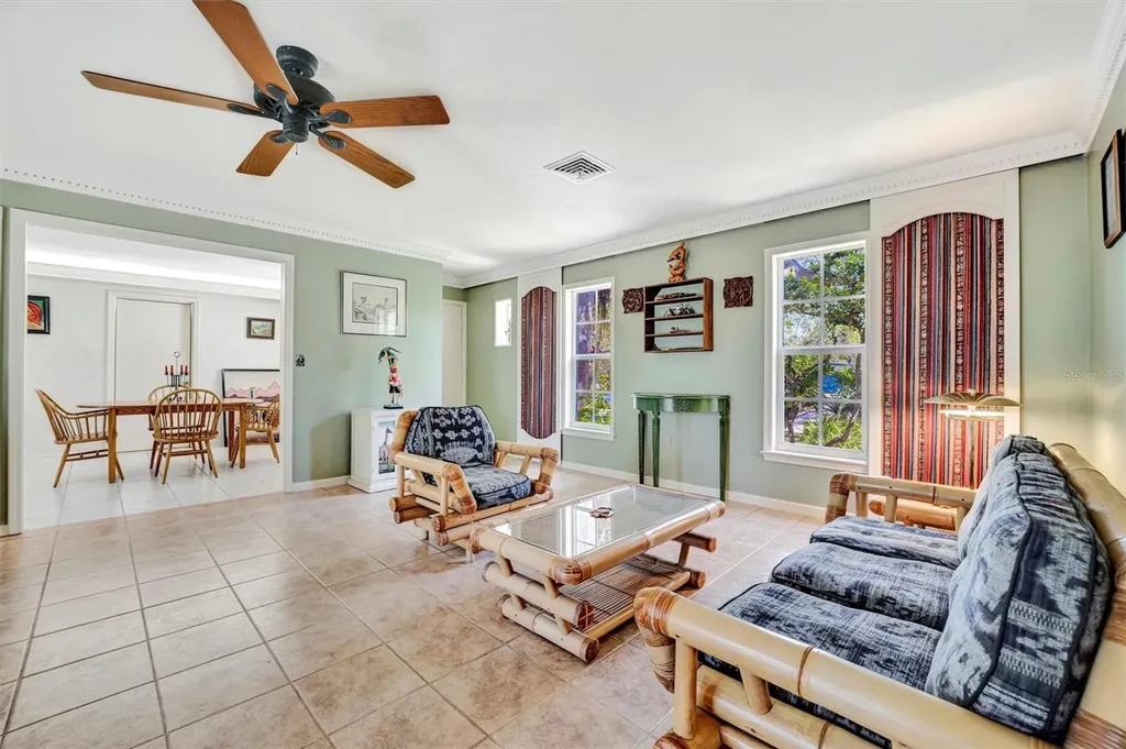 3428 Mineola Drive Sarasota FL 34239