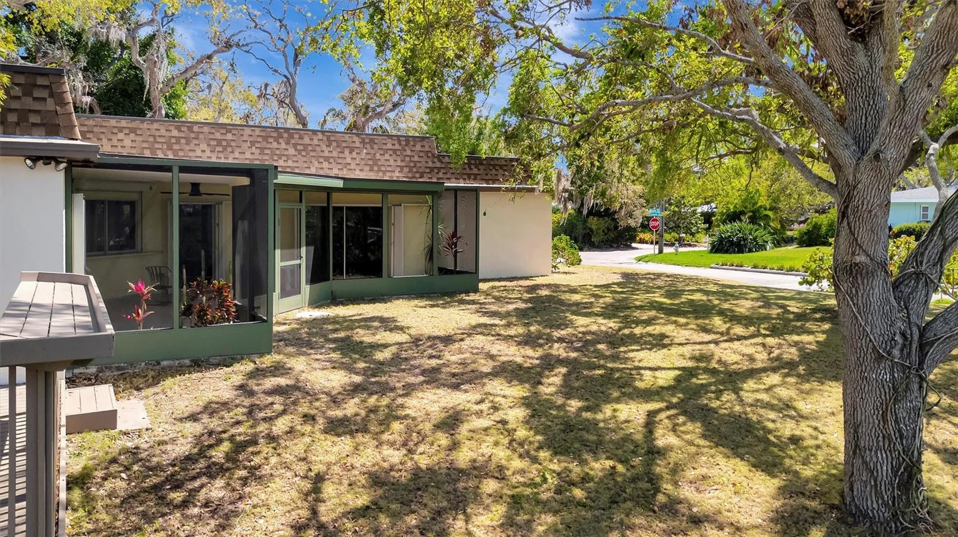 3428 Mineola Drive Sarasota FL 34239