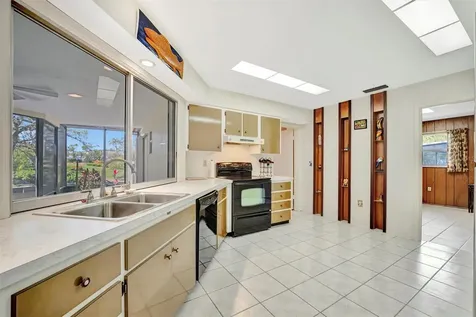 3428 Mineola Drive Sarasota FL 34239