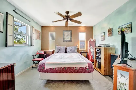 3428 Mineola Drive Sarasota FL 34239
