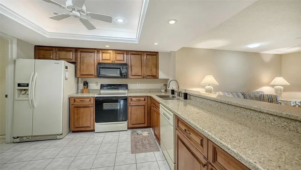 4207 Bowling Green Circle Sarasota FL 34233