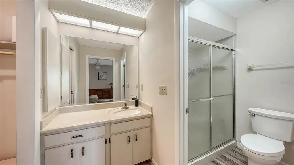 4207 Bowling Green Circle Sarasota FL 34233