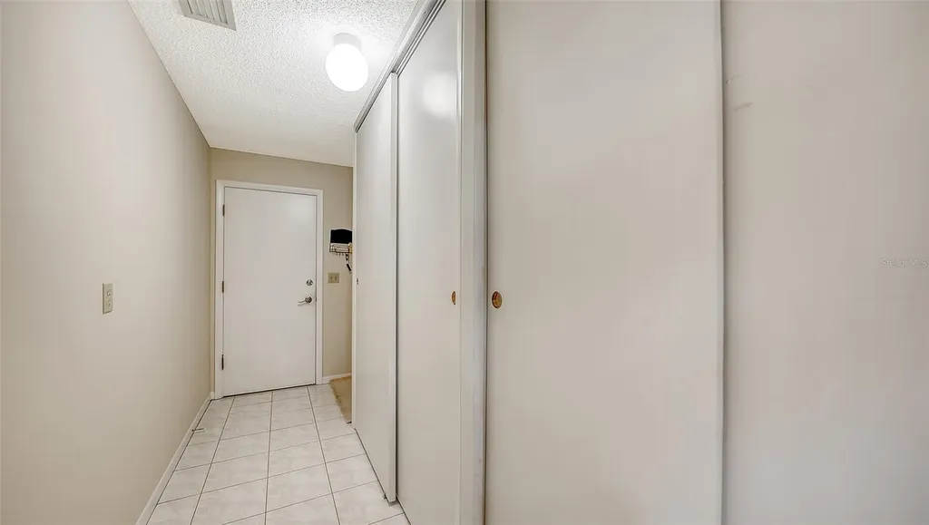4207 Bowling Green Circle Sarasota FL 34233