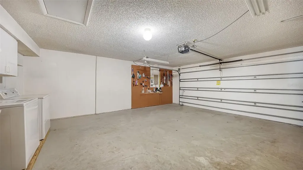4207 Bowling Green Circle Sarasota FL 34233