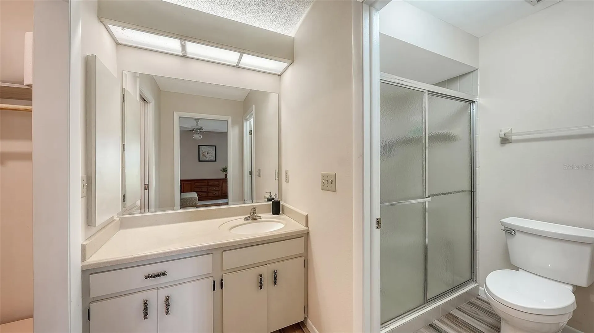 4207 Bowling Green Circle Sarasota FL 34233