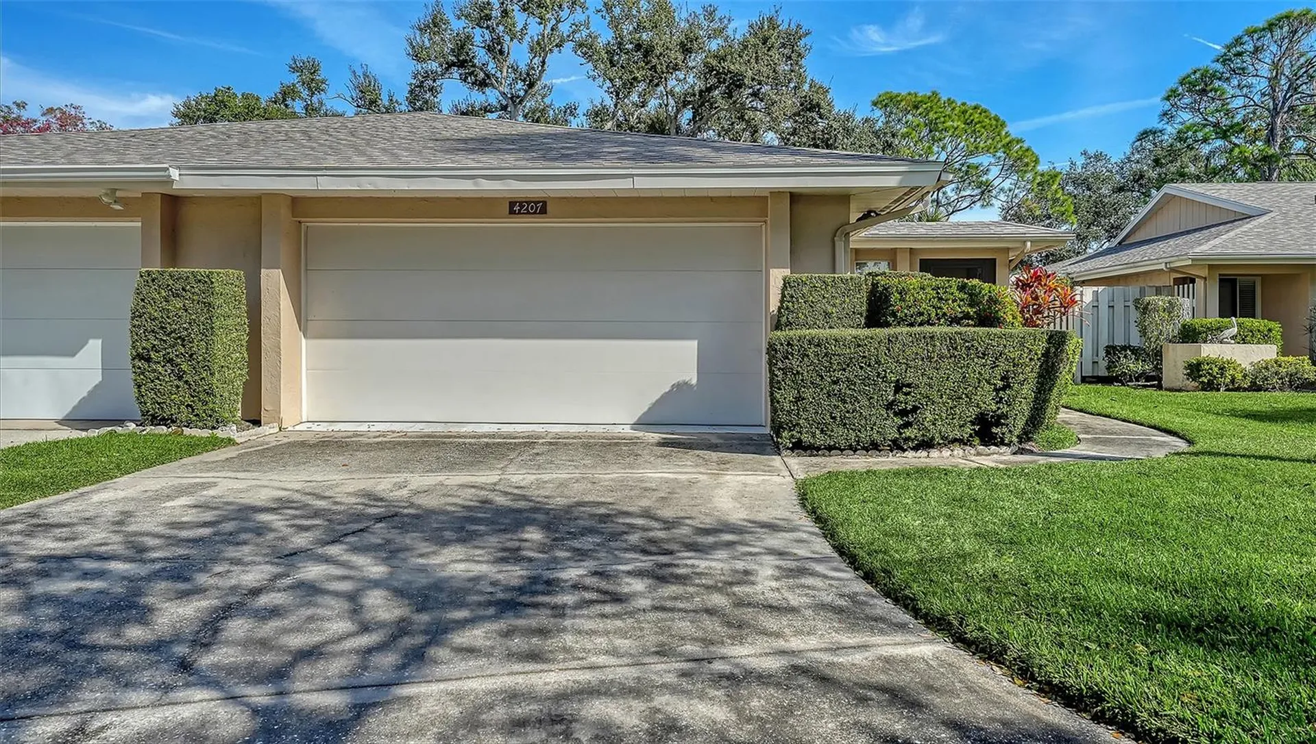 4207 Bowling Green Circle Sarasota FL 34233