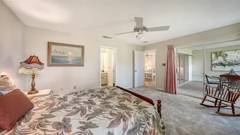 4207 Bowling Green Circle Sarasota FL 34233
